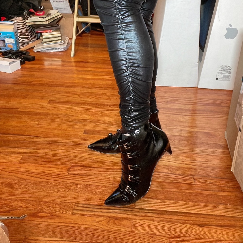 Nine West Patent Zydeco Kitten Heel Bootie 8.5